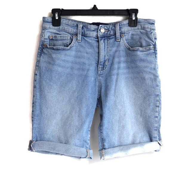 Gap Denim Shorts -  9" Bermuda Short - Light Wash - Size 6/28 - Picture 1 of 11